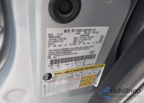 2017 Ford Expedition Xlt z USA, uszkodzony, nr VIN 1FMJU1JT2HEA37293